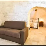 Borgo Miceli 3* 洛科罗通多