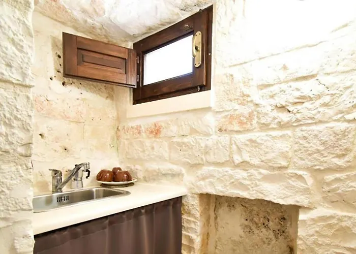 לינה וארוחת בוקר Borgo Miceli לוקורוטונדו