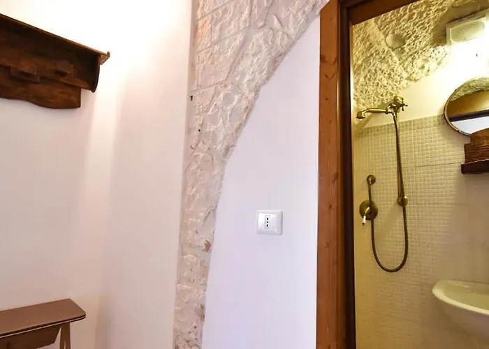 לינה וארוחת בוקר Borgo Miceli 3*